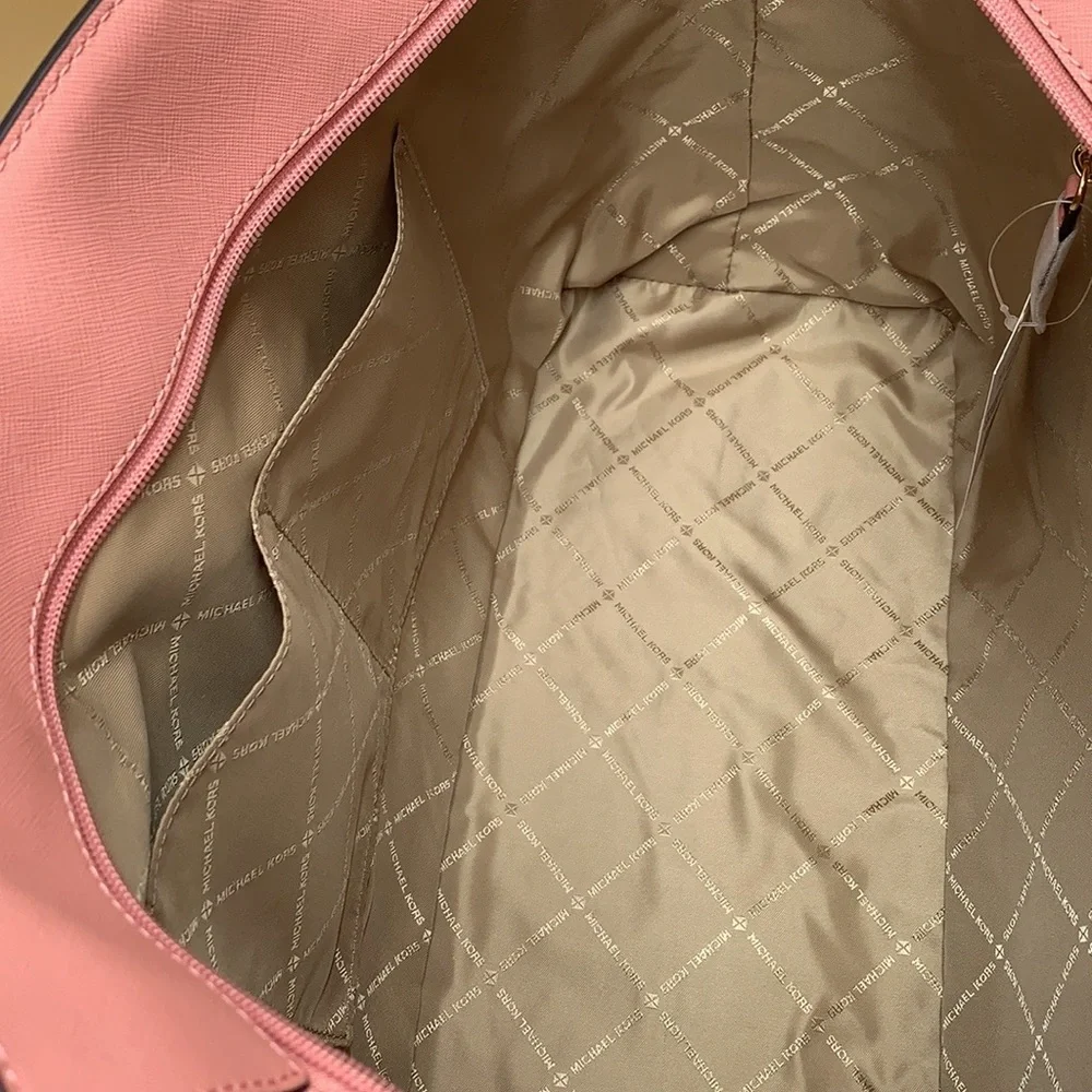 MICHAEL KORS GILLY LARGE DRAWSTRING TRAVEL TOTE PRIMROSE COLOR - Picture 10 of 15